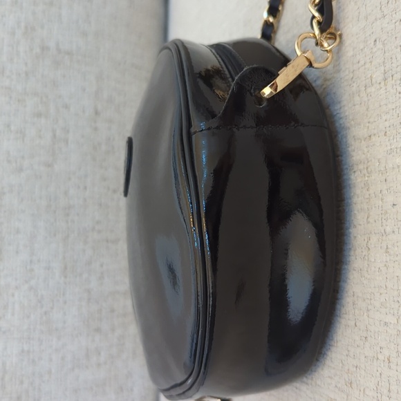 Longchamp Black Patent Round Crossbody - Picture 8 of 14